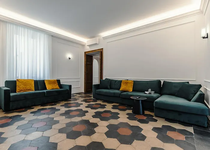 At 203 - New And Spacious Designer Near The Vatican