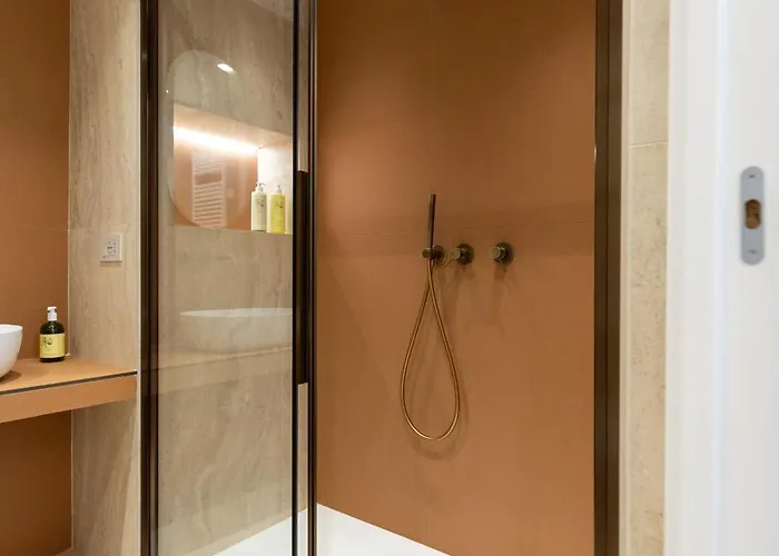 At 203 - New And Spacious Designer Near The Vatican Rome
